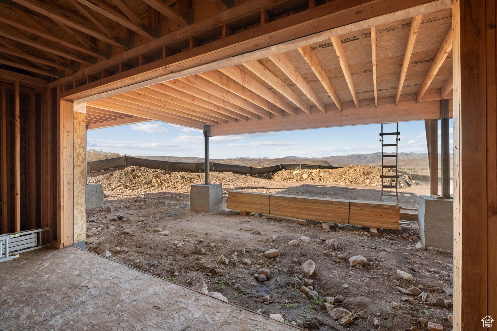 FOOTHILLS AT FRANCIS GATE - Residential