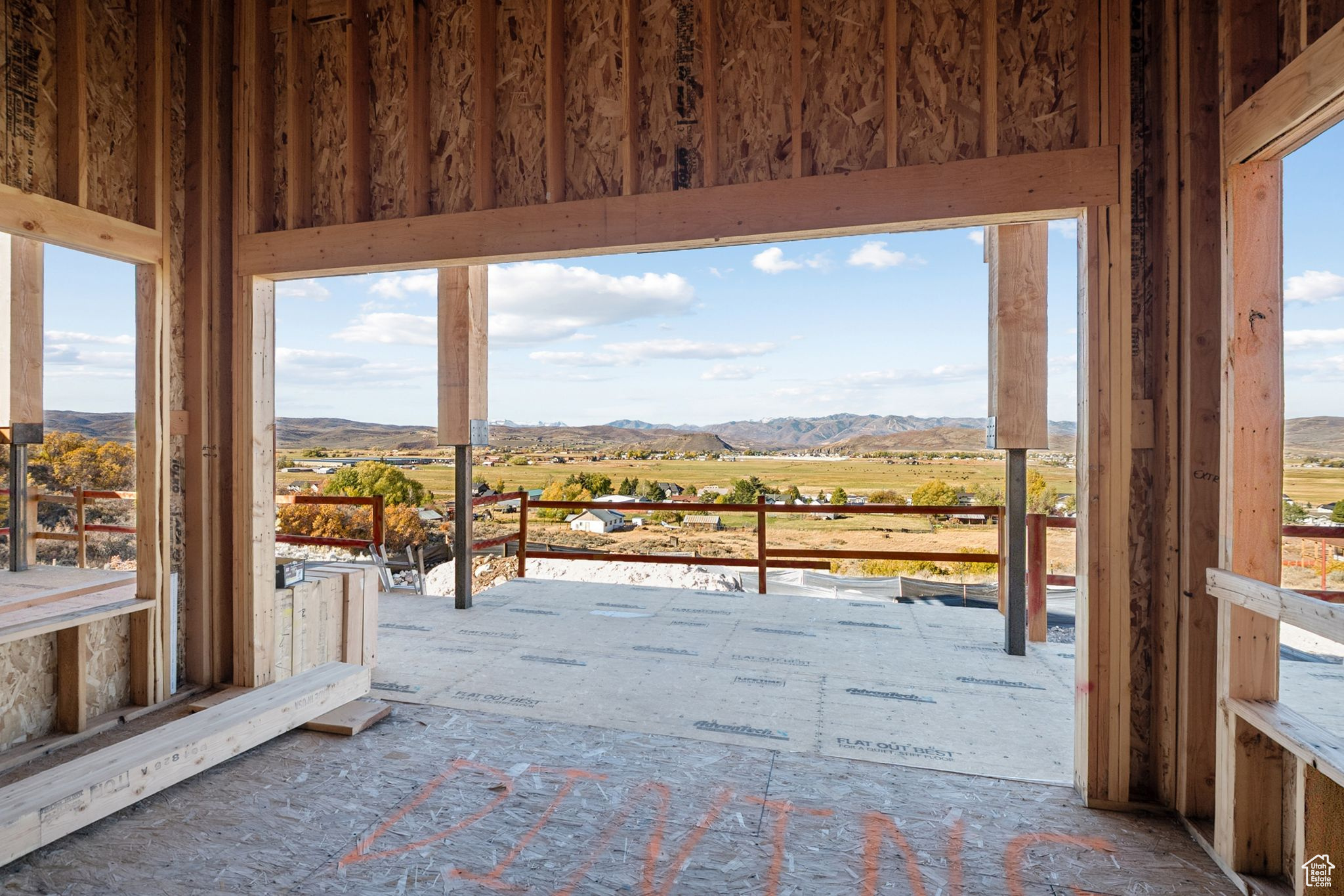 FOOTHILLS AT FRANCIS GATE - Residential