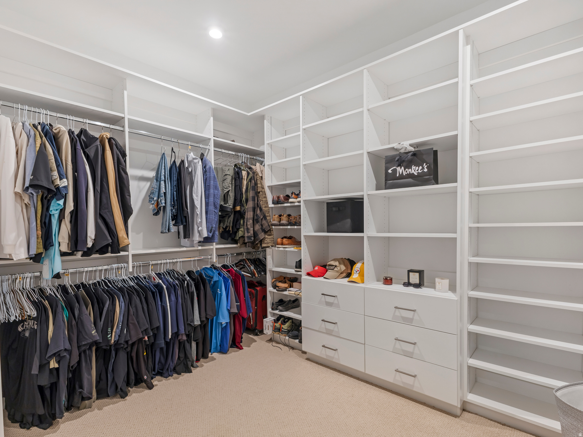 CANYON POINT - Residential