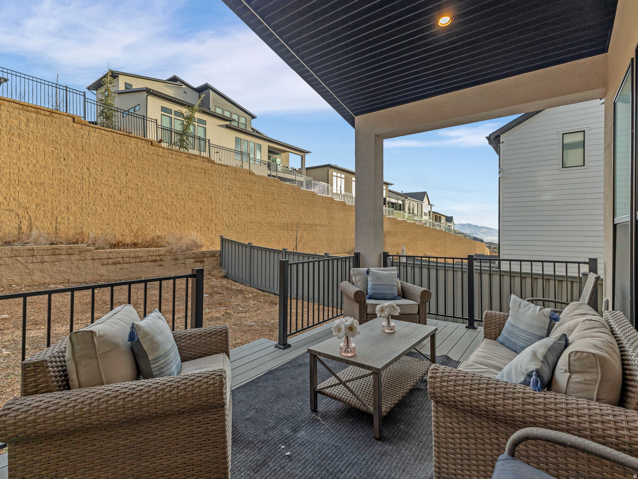 CANYON POINT - Residential