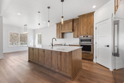 Tiny photo for 638 E MOUNTAIN RD N, North Ogden, UT 84414 (MLS # 2132591)