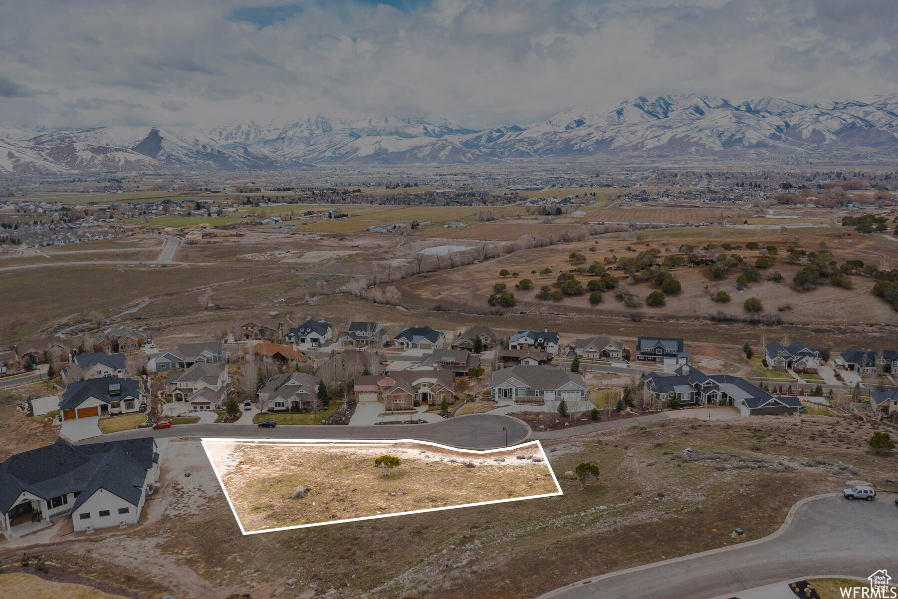 CROSSINGS AT LAKE CREEK - Residential