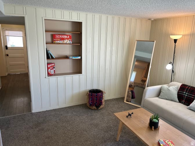 WOODSIDE HEIGHTS - Residential Income