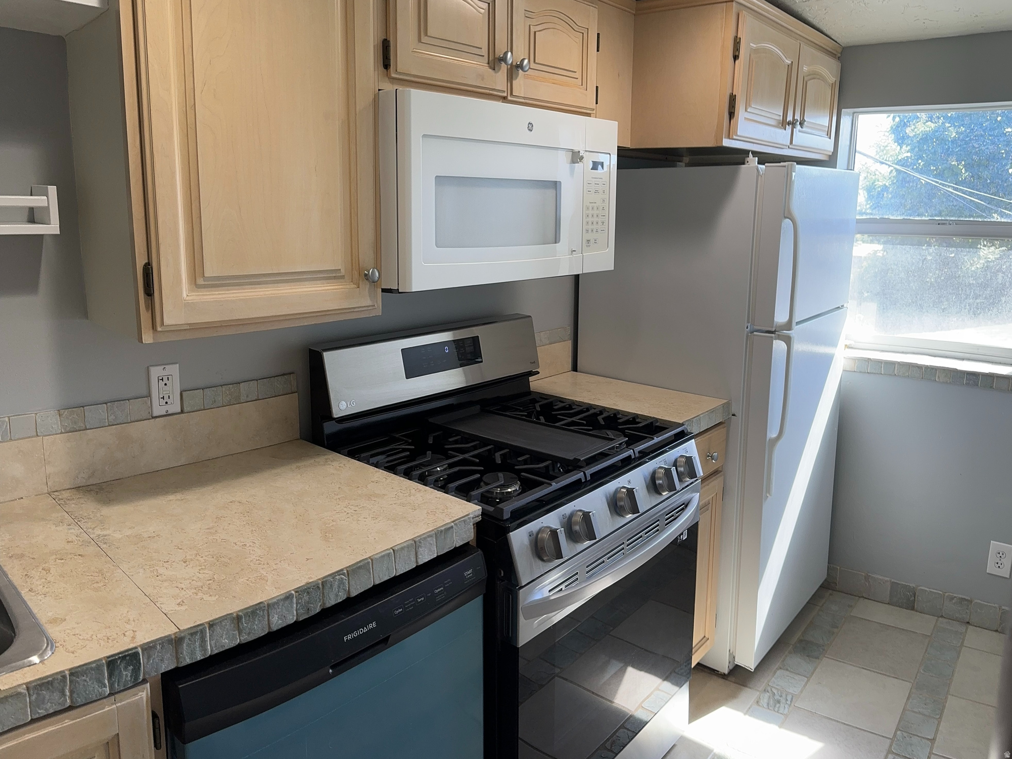 WOODSIDE HEIGHTS - Residential Income