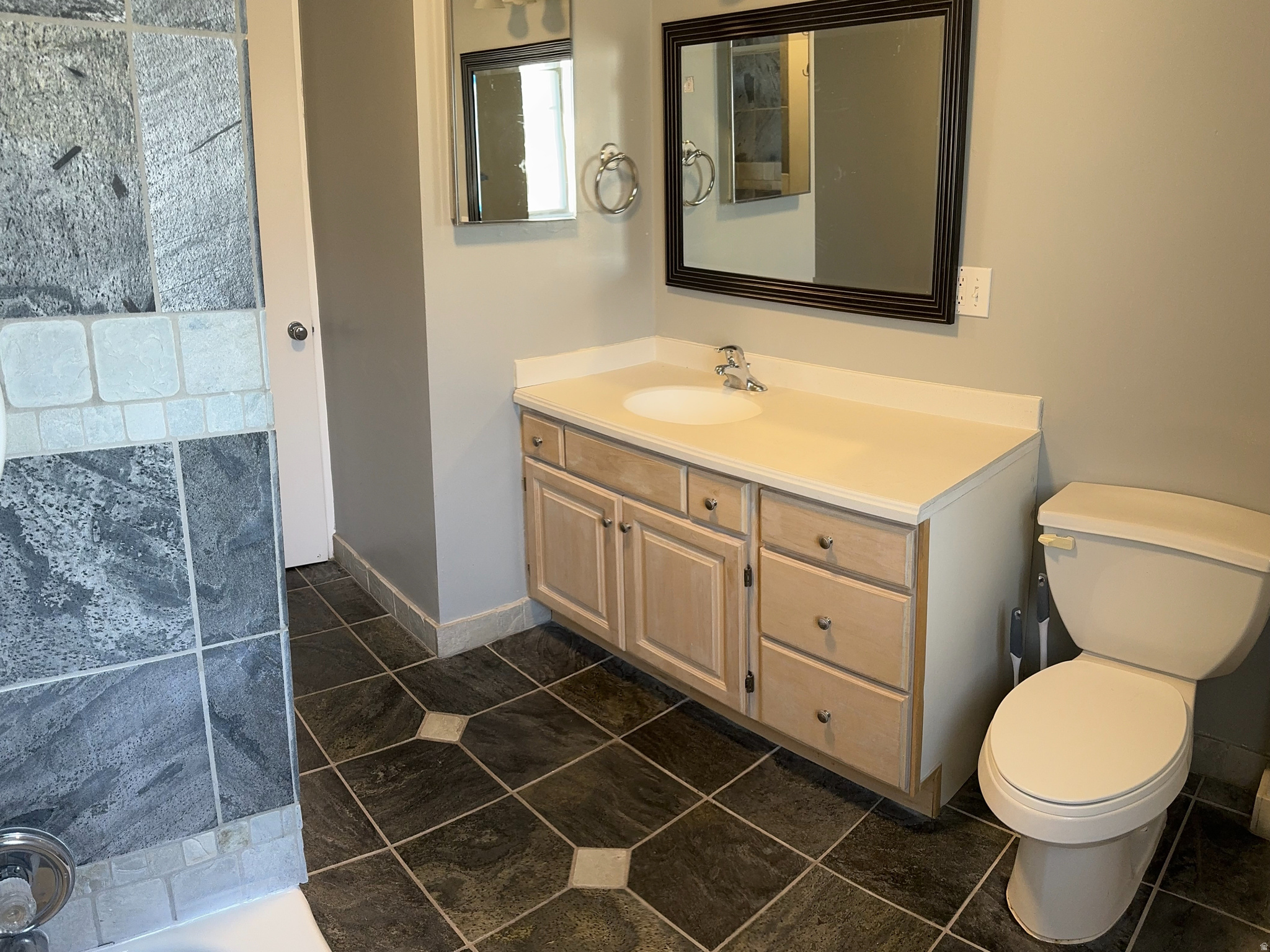 WOODSIDE HEIGHTS - Residential Income