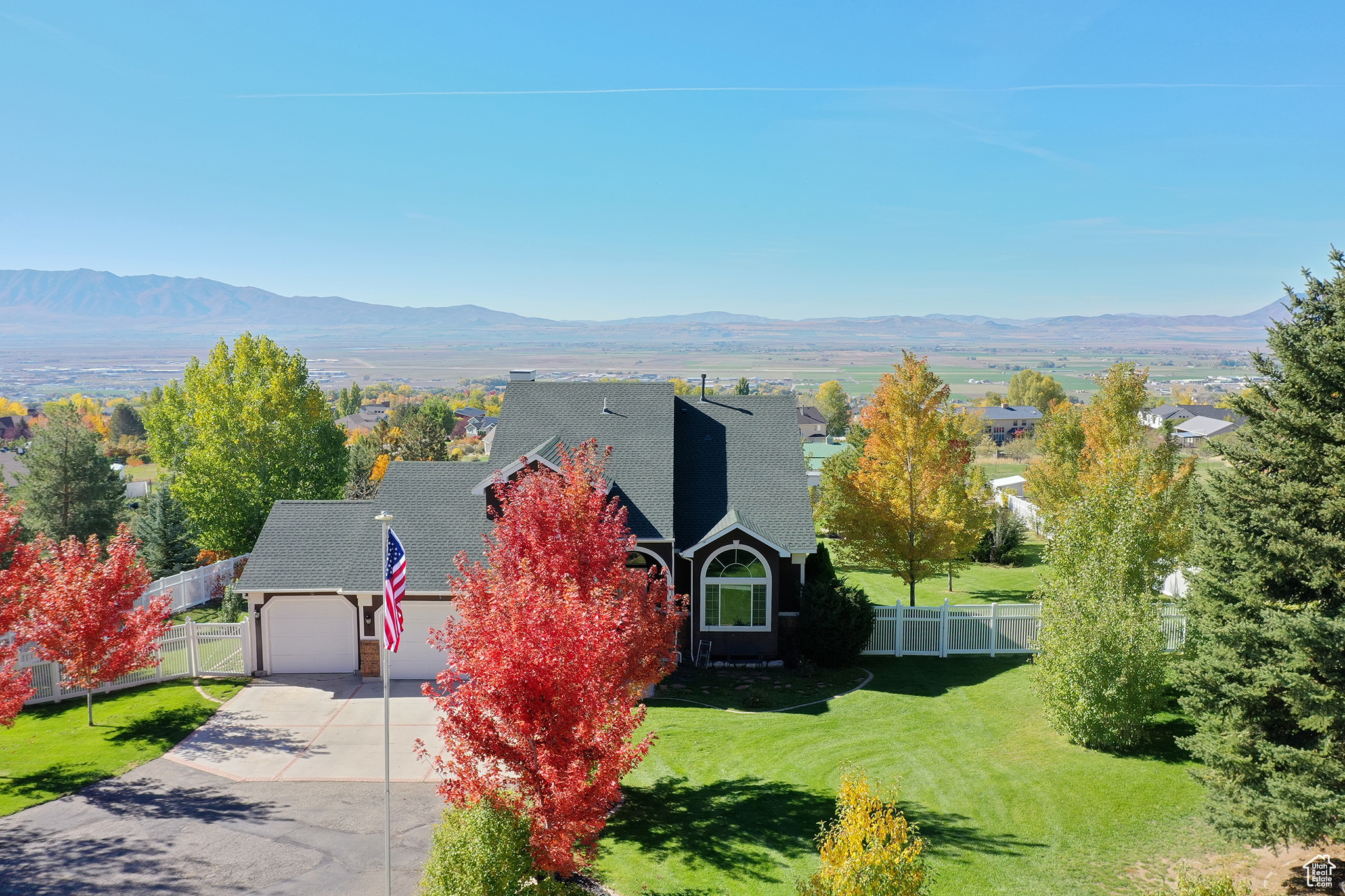 GREYSTONE FARMS - Residential