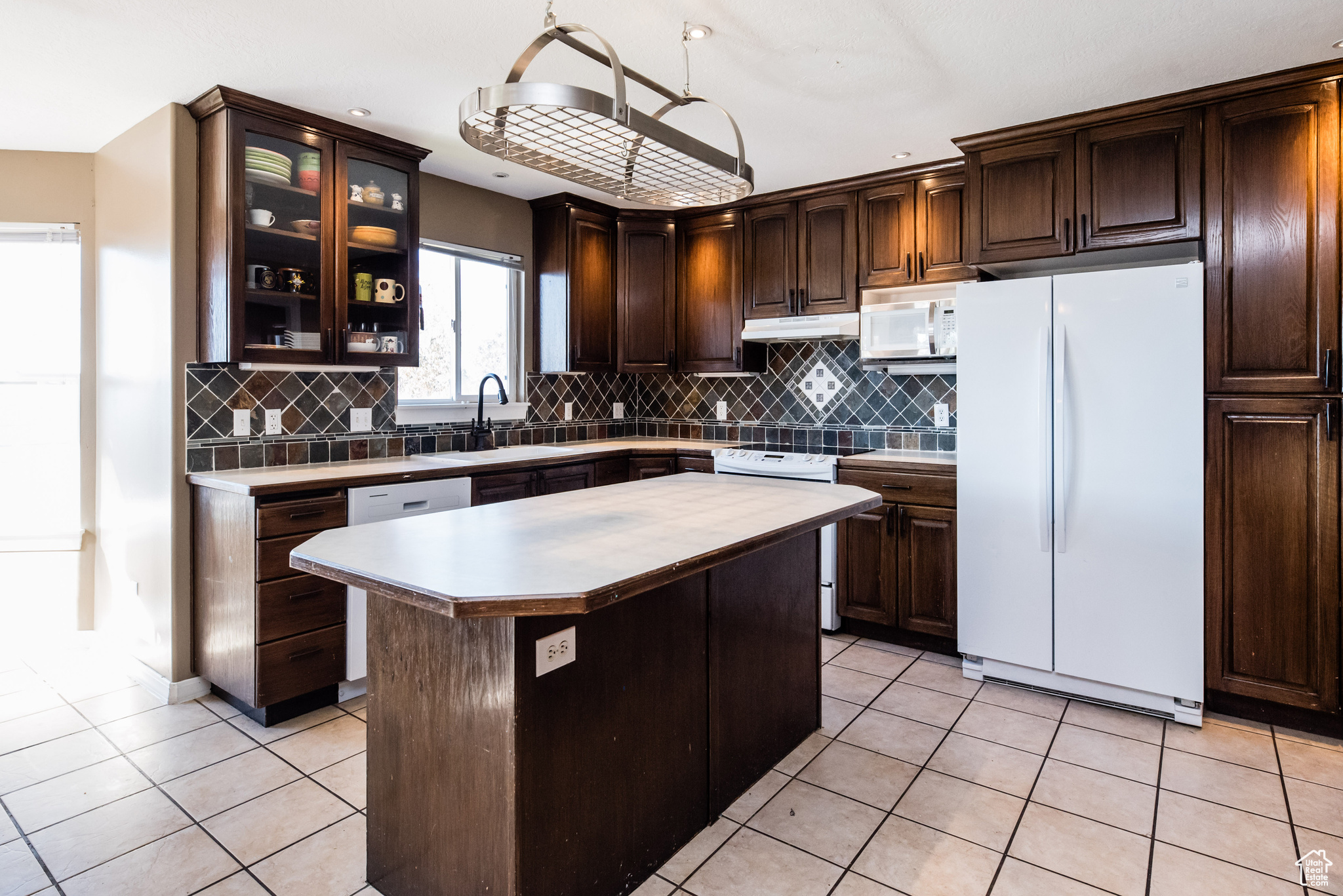 GREYSTONE FARMS - Residential