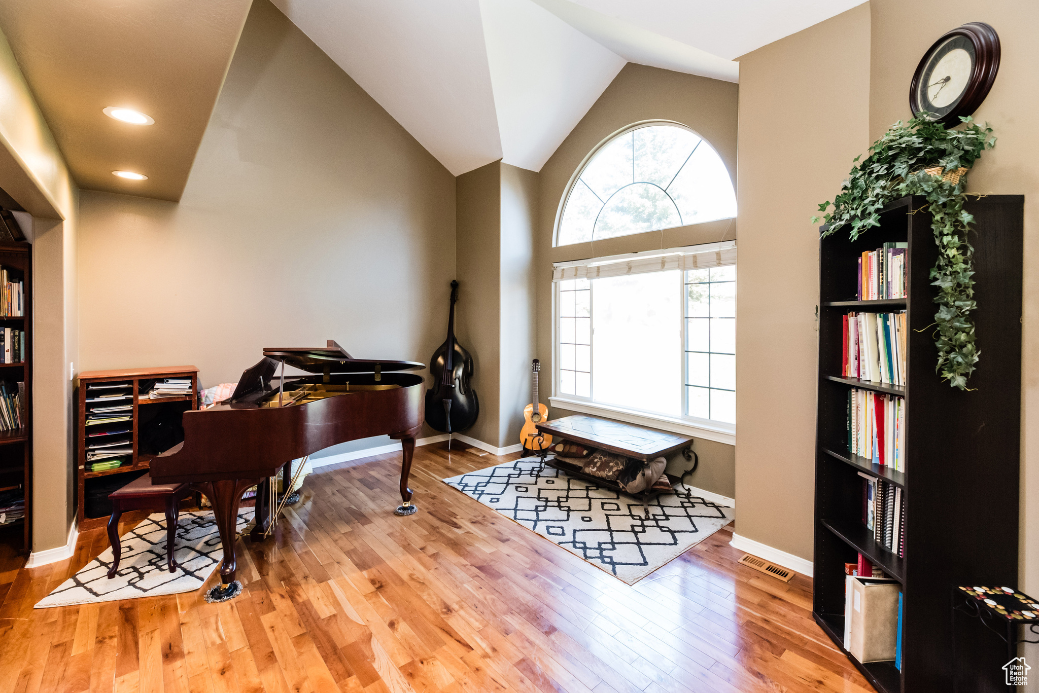 GREYSTONE FARMS - Residential