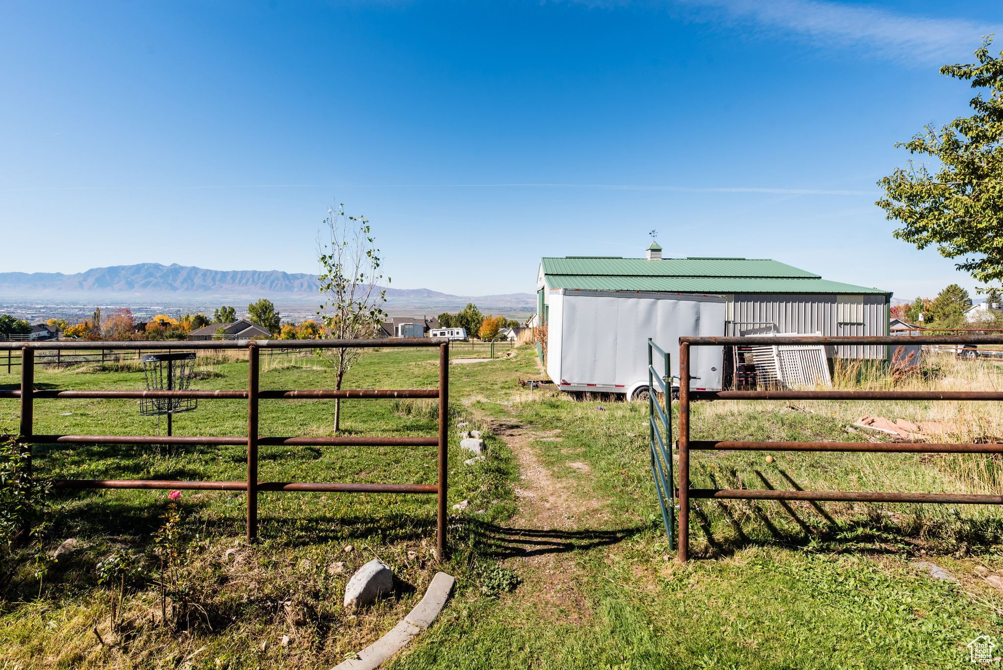GREYSTONE FARMS - Residential