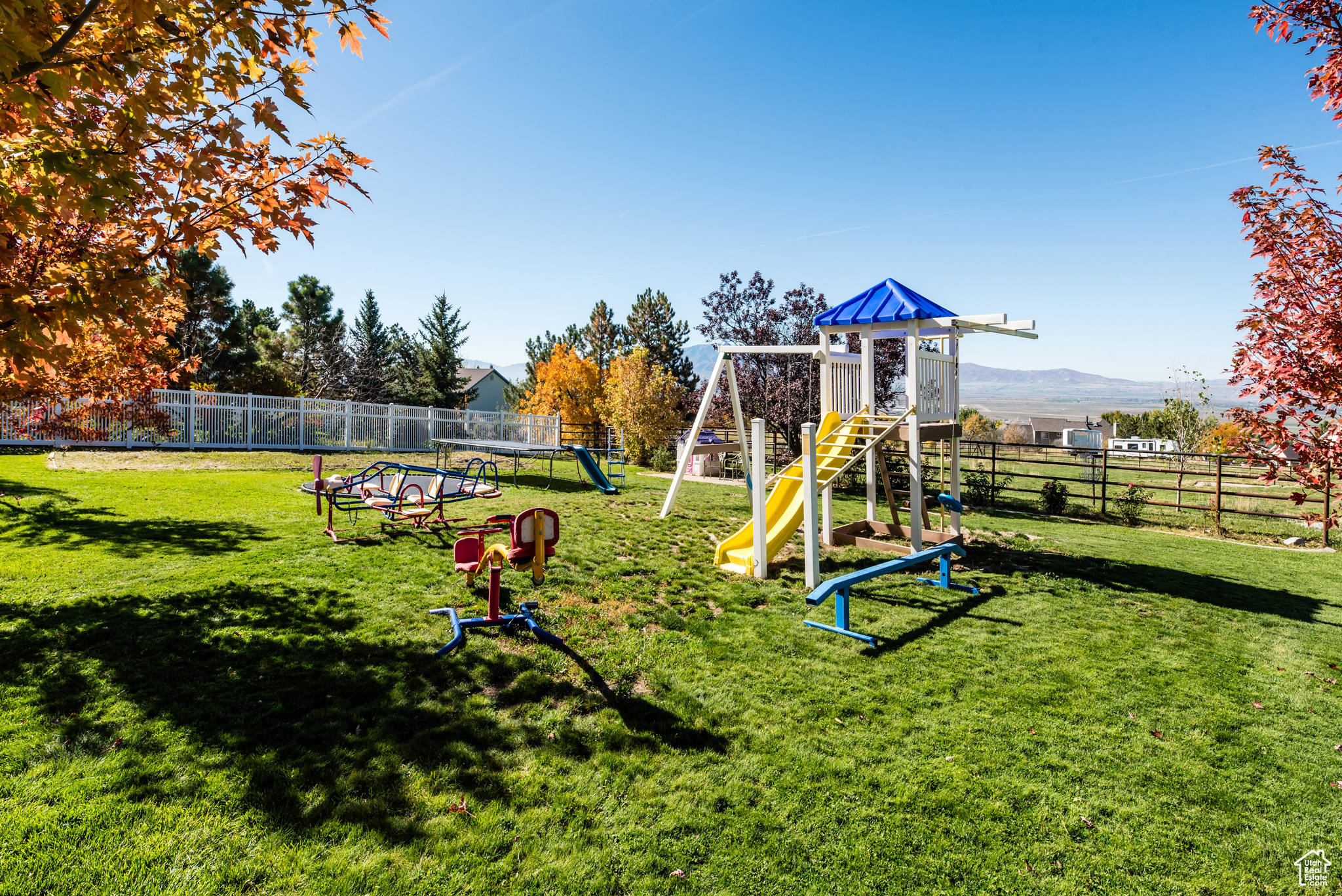 GREYSTONE FARMS - Residential