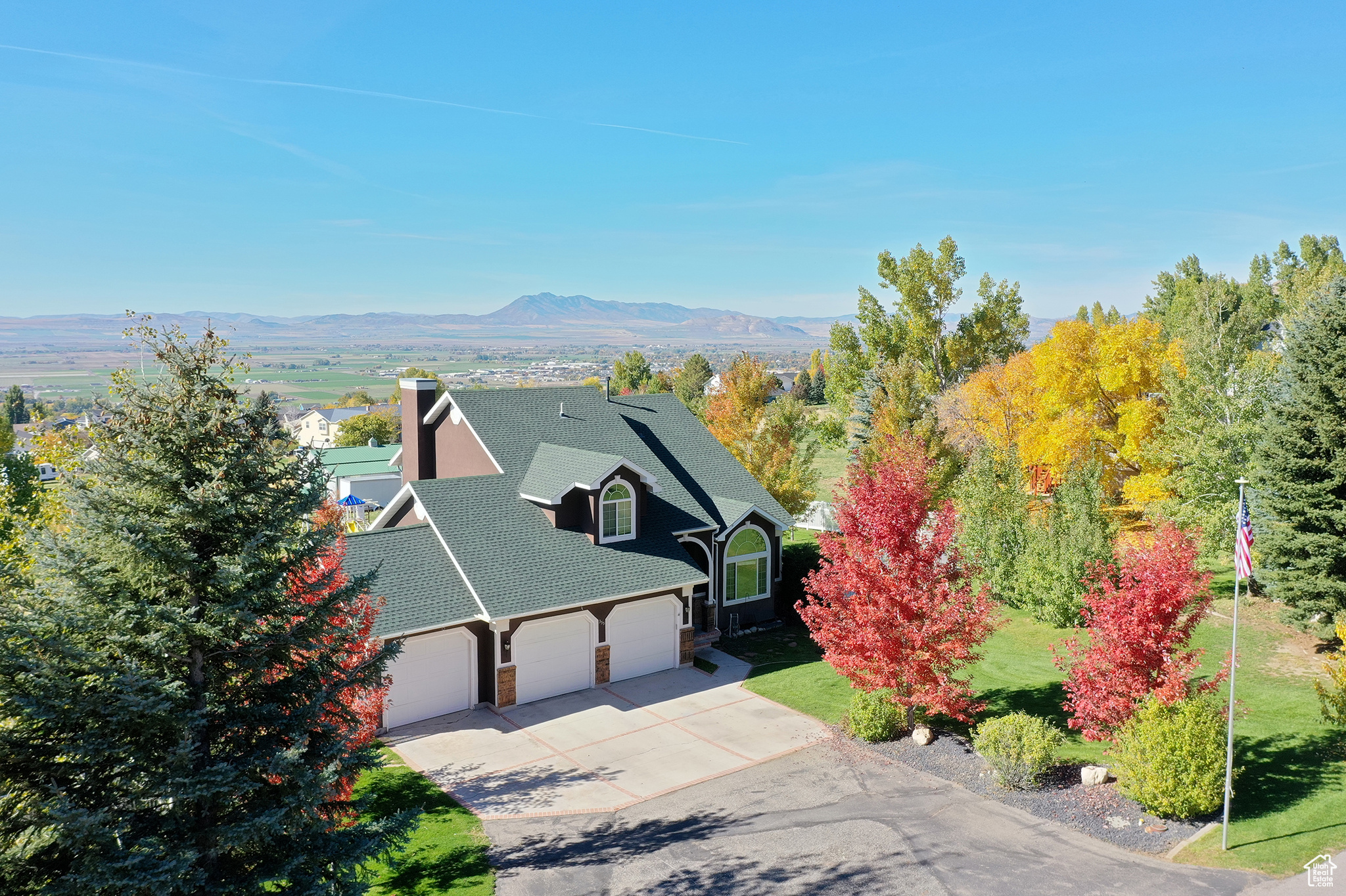 GREYSTONE FARMS - Residential