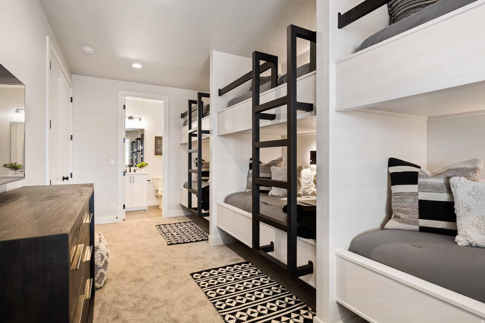 DESERT COLOR RESORT PH 5 - Residential