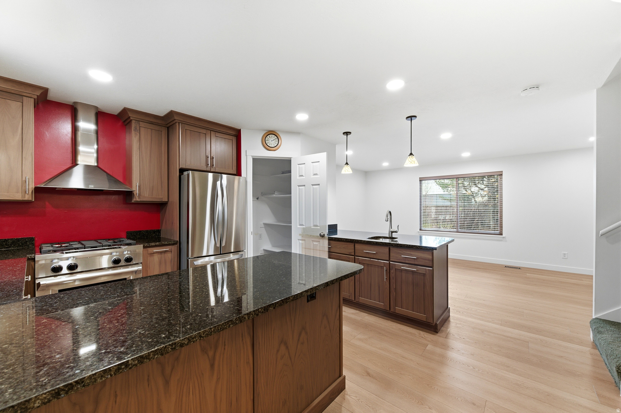 WILLOW HILL SUB - Residential