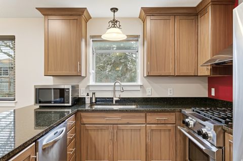 Tiny photo for 1692 E ENSIGN CT, Cottonwood Heights, UT 84121 (MLS # 2129303)