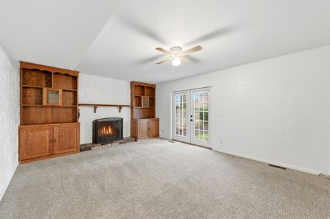 Tiny photo for 1692 E ENSIGN CT, Cottonwood Heights, UT 84121 (MLS # 2129303)