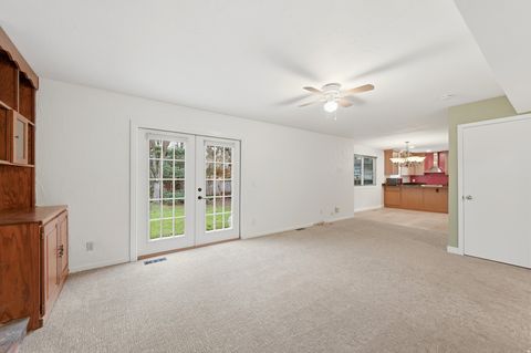 Tiny photo for 1692 E ENSIGN CT, Cottonwood Heights, UT 84121 (MLS # 2129303)