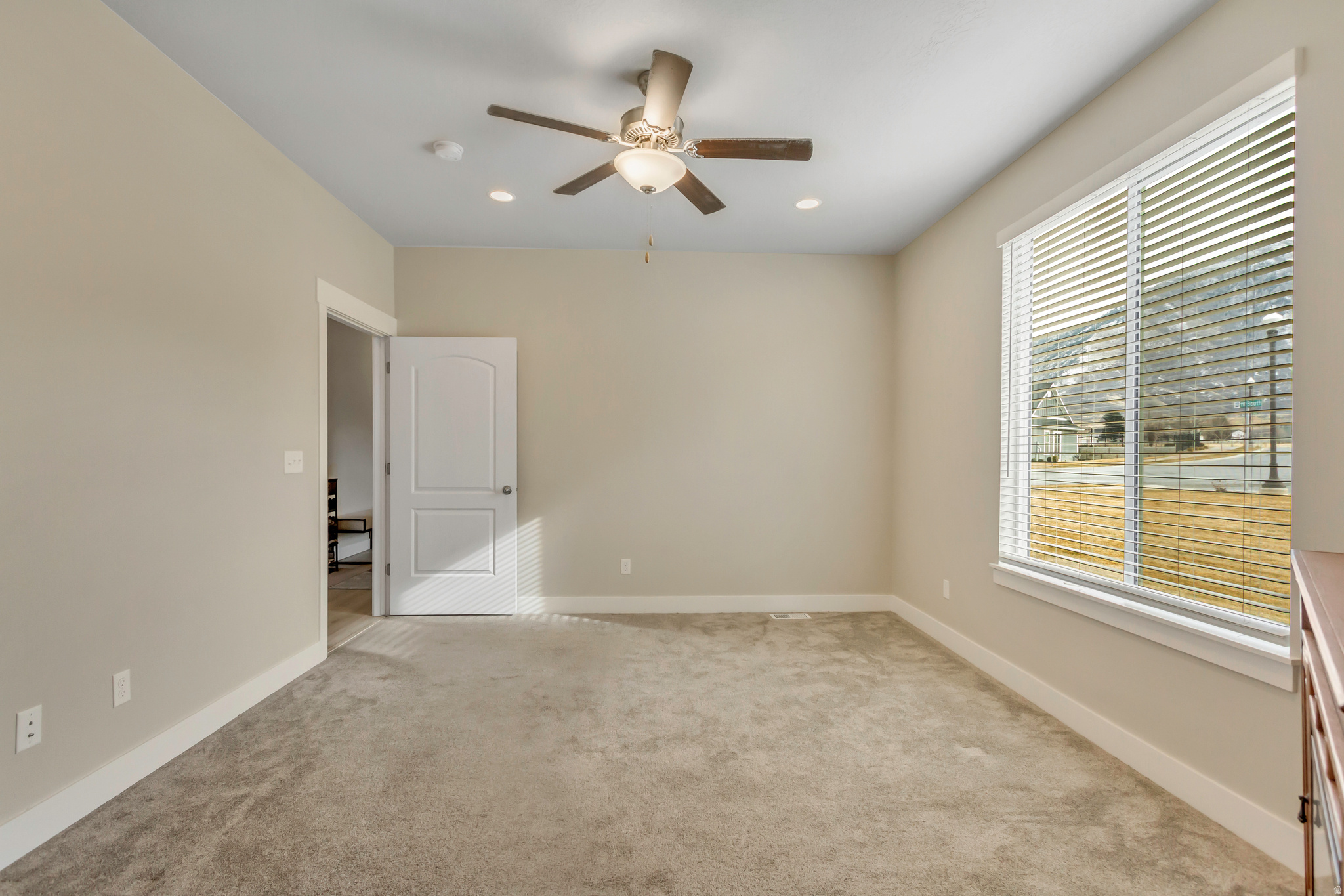 SALEM RIDGE - Residential Income