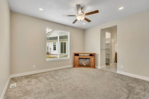 Tiny photo for 88 S 850 E, Salem, UT 84653 (MLS # 2134253)