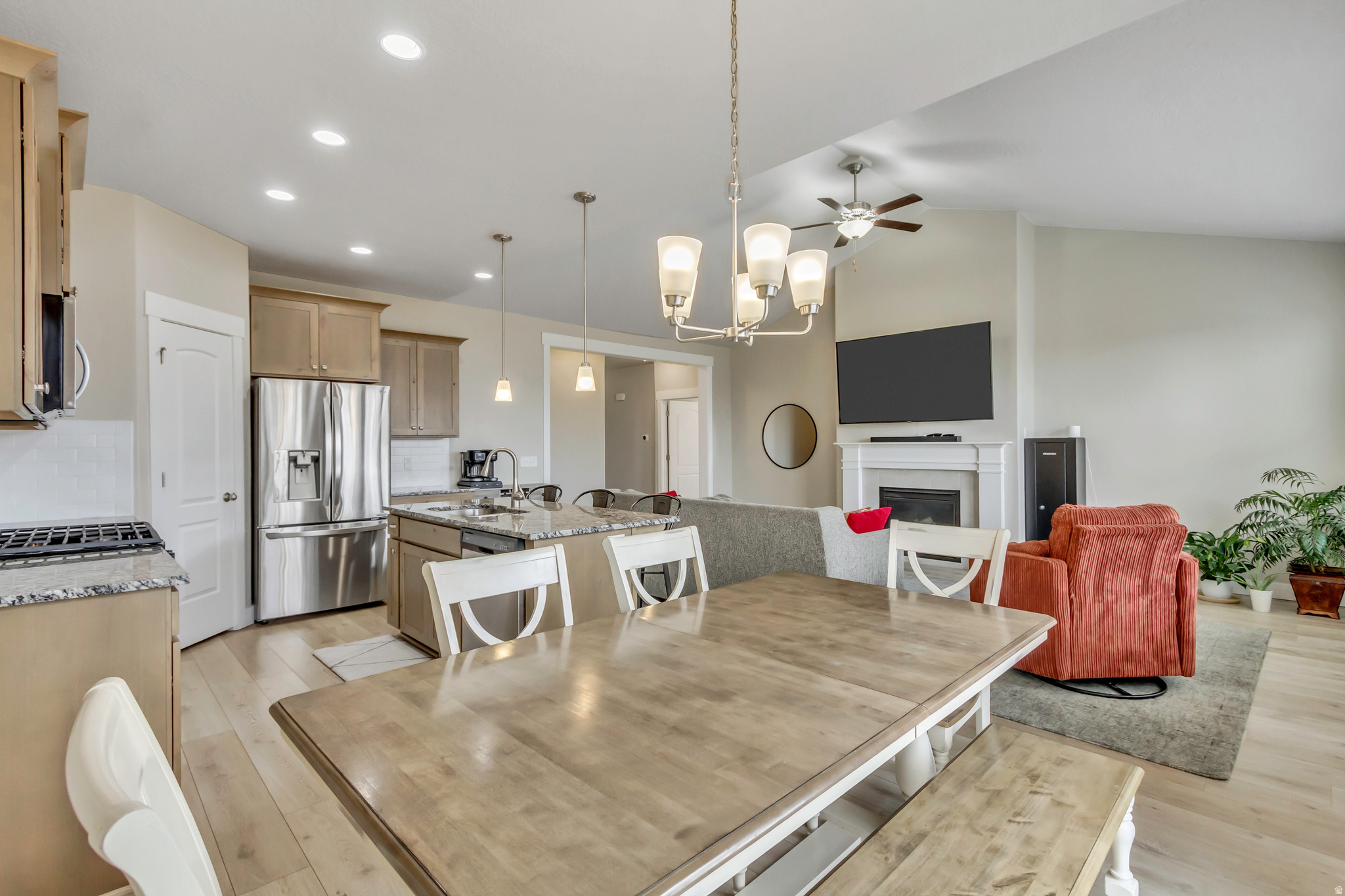 SALEM RIDGE - Residential Income