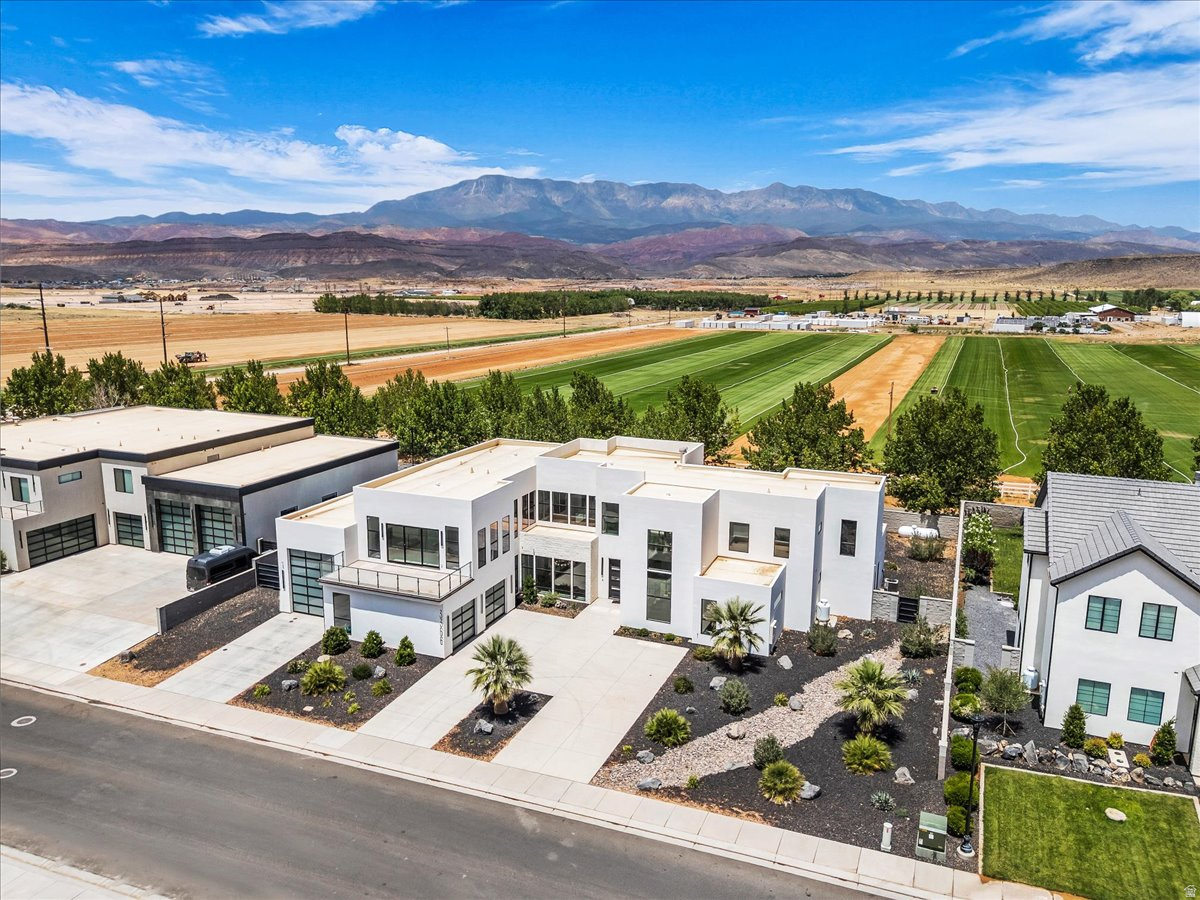 SOUTHERN ESTATES - Residential