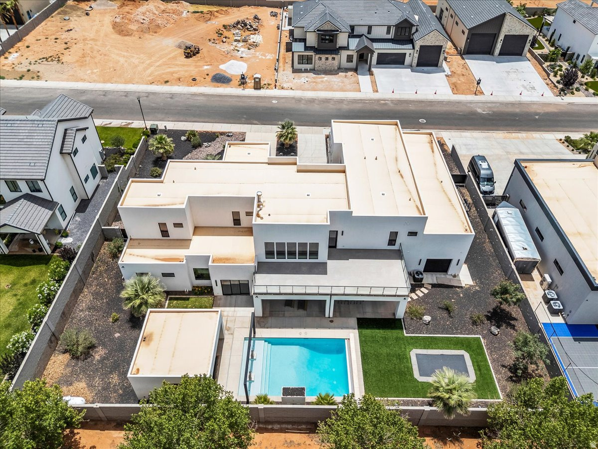 SOUTHERN ESTATES - Residential