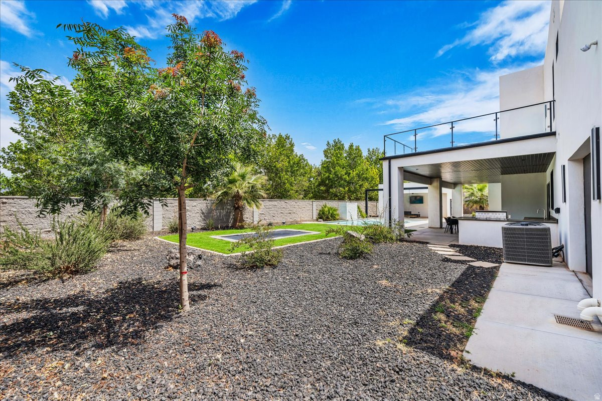 SOUTHERN ESTATES - Residential