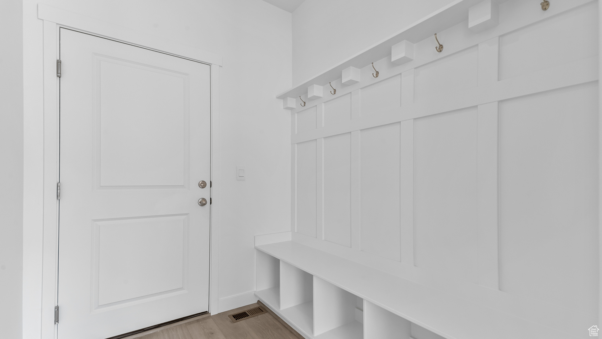 CHERRY WOOD - Residential