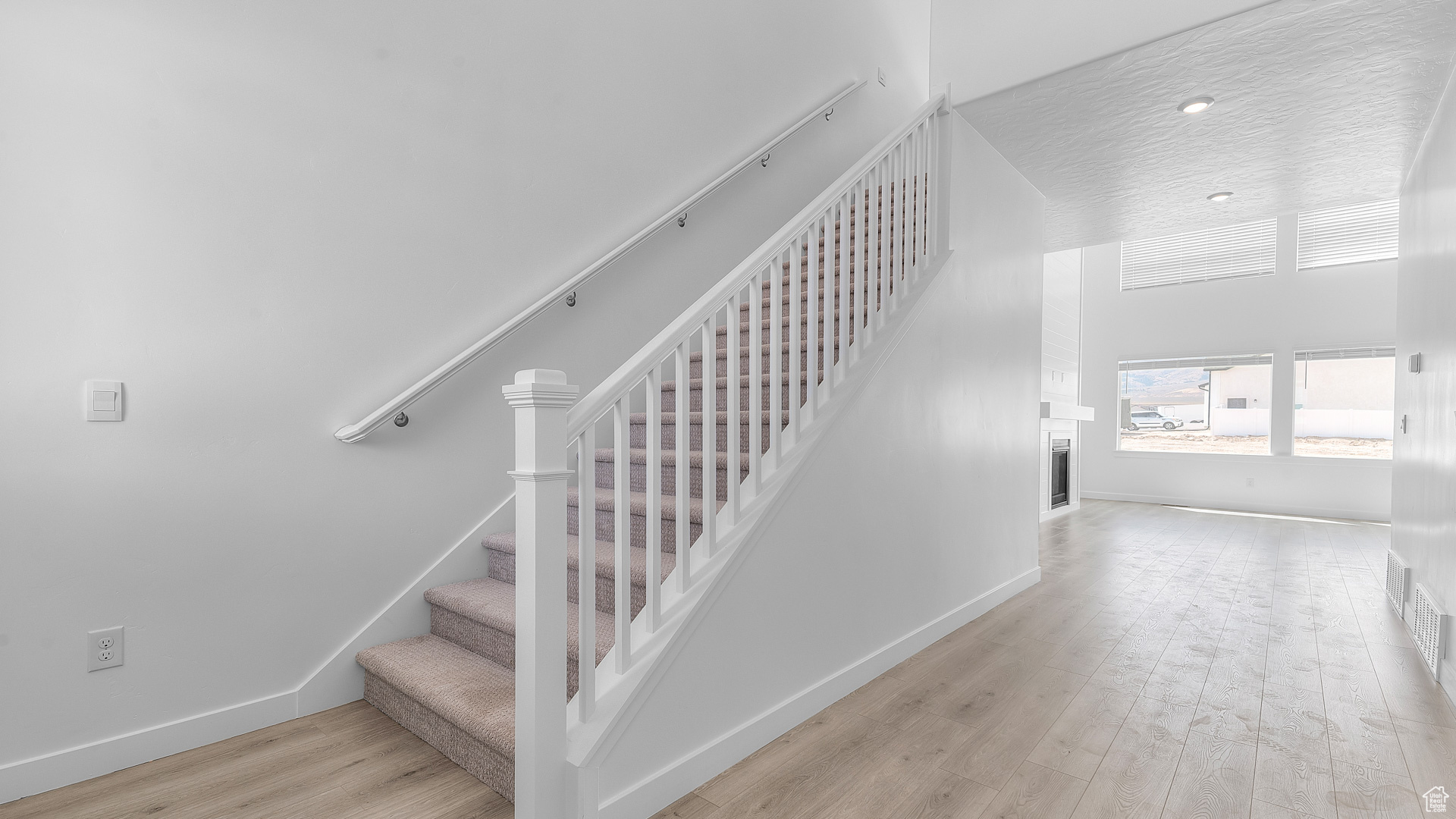 CHERRY WOOD - Residential