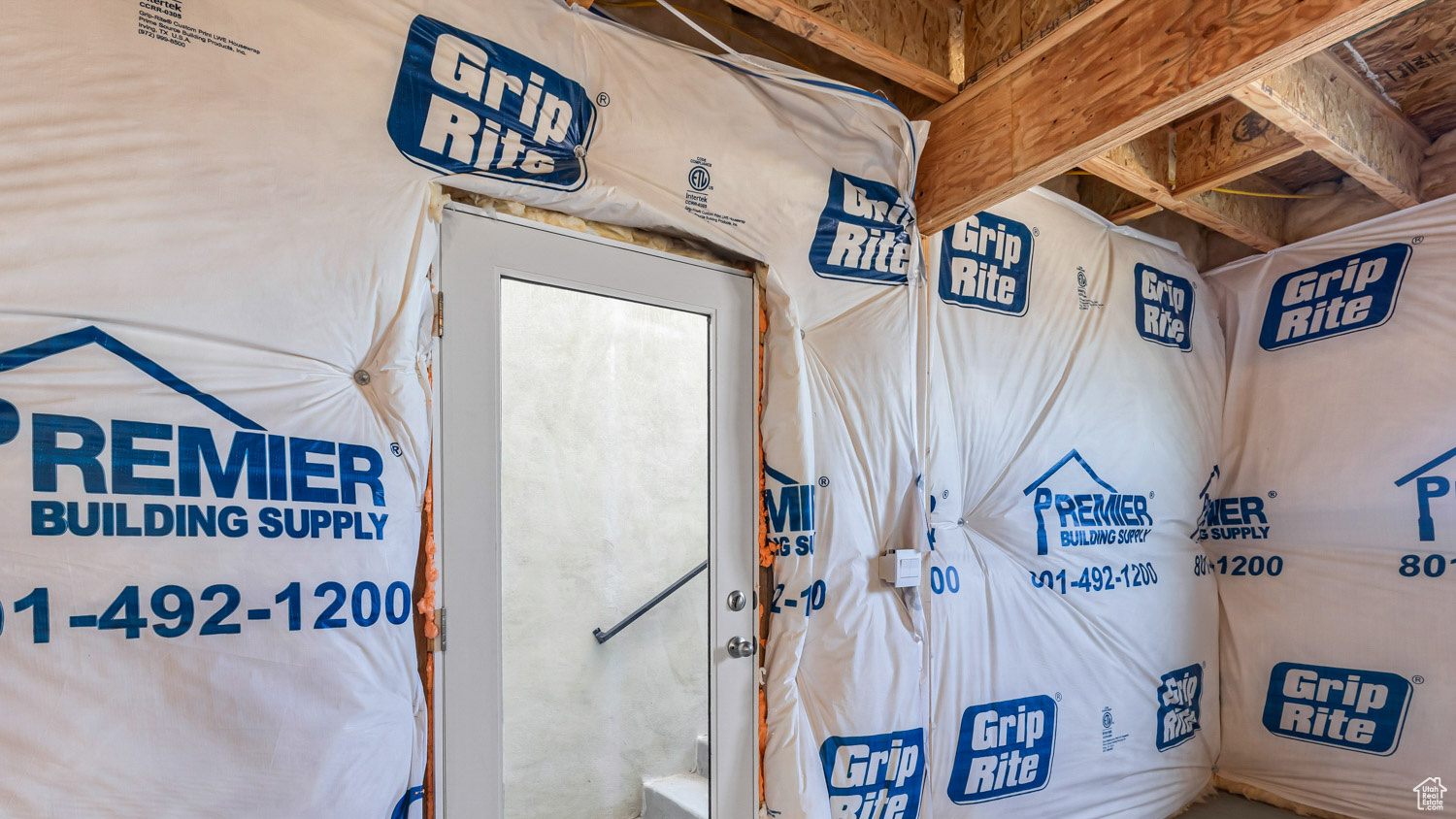 CHERRY WOOD - Residential