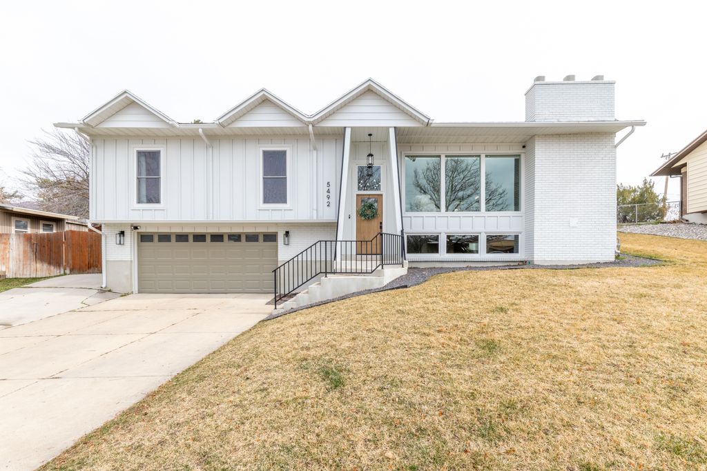 Photo for 5492 S 825 E, South Ogden, UT 84405 (MLS # 2142627)