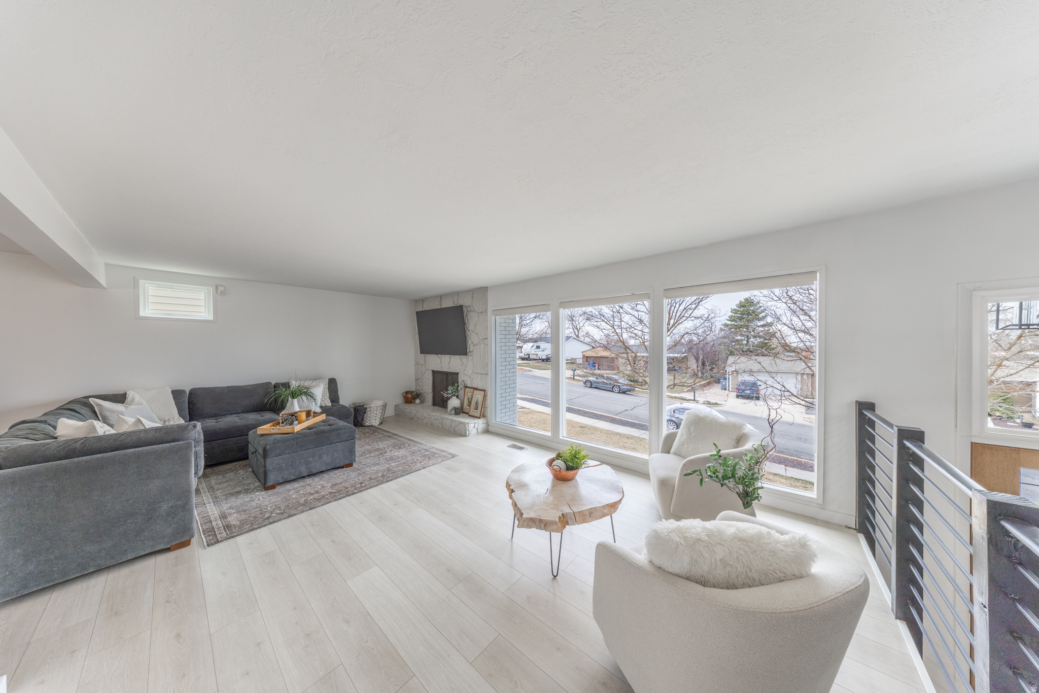 CAROLE HEIGHTS - Residential