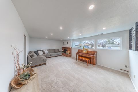 Tiny photo for 5492 S 825 E, South Ogden, UT 84405 (MLS # 2142627)