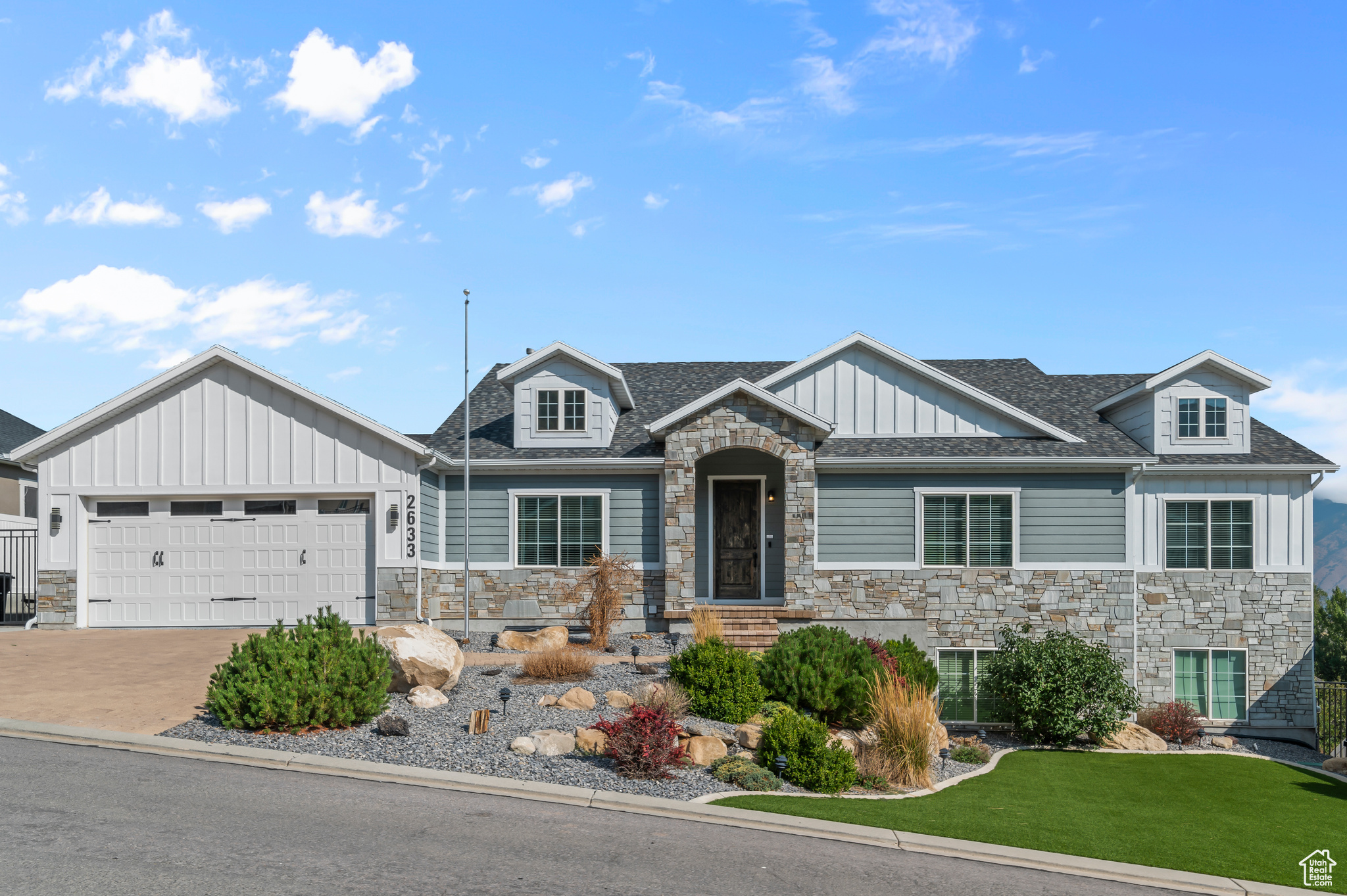OAKRIDGE COVE - Residential