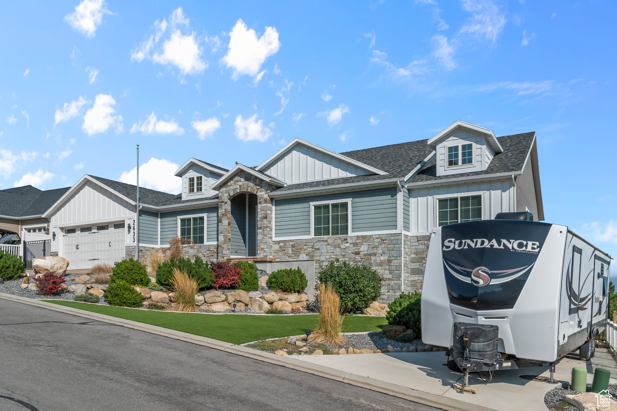 OAKRIDGE COVE - Residential