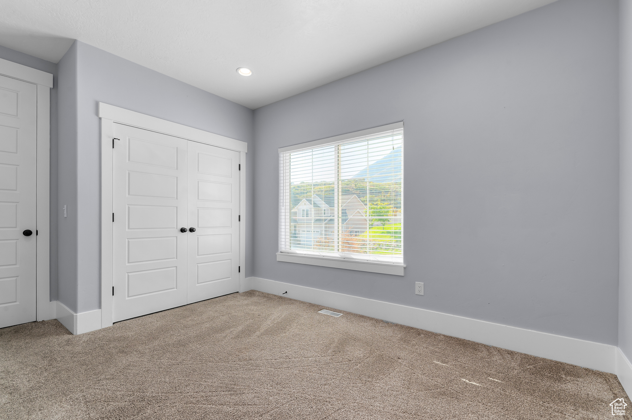 OAKRIDGE COVE - Residential