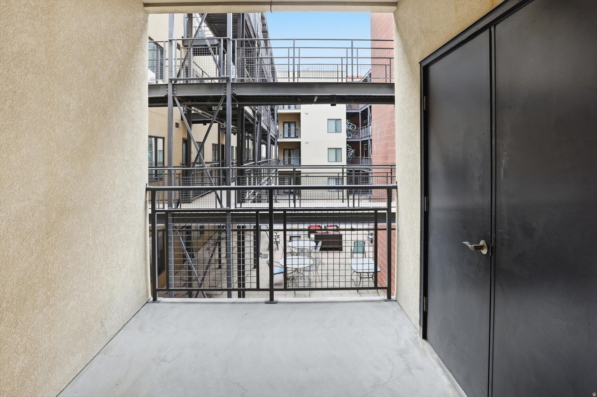 CENTRAL POINTE - Residential