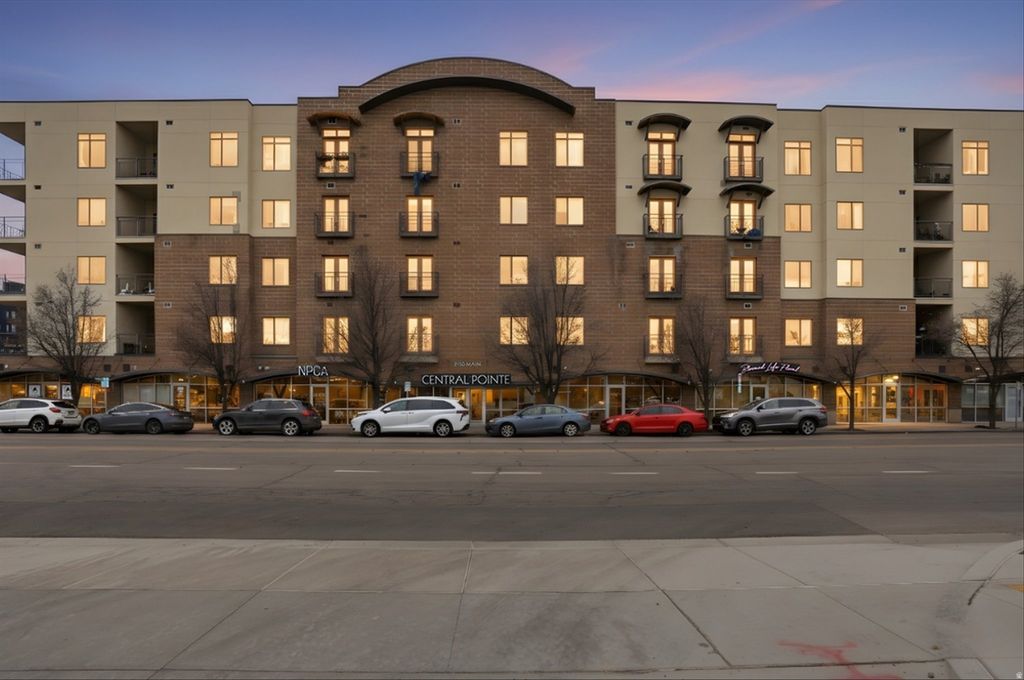 Photo of 2150 S MAIN ST W #309, Salt Lake City, UT 84115 (MLS # 2139519)