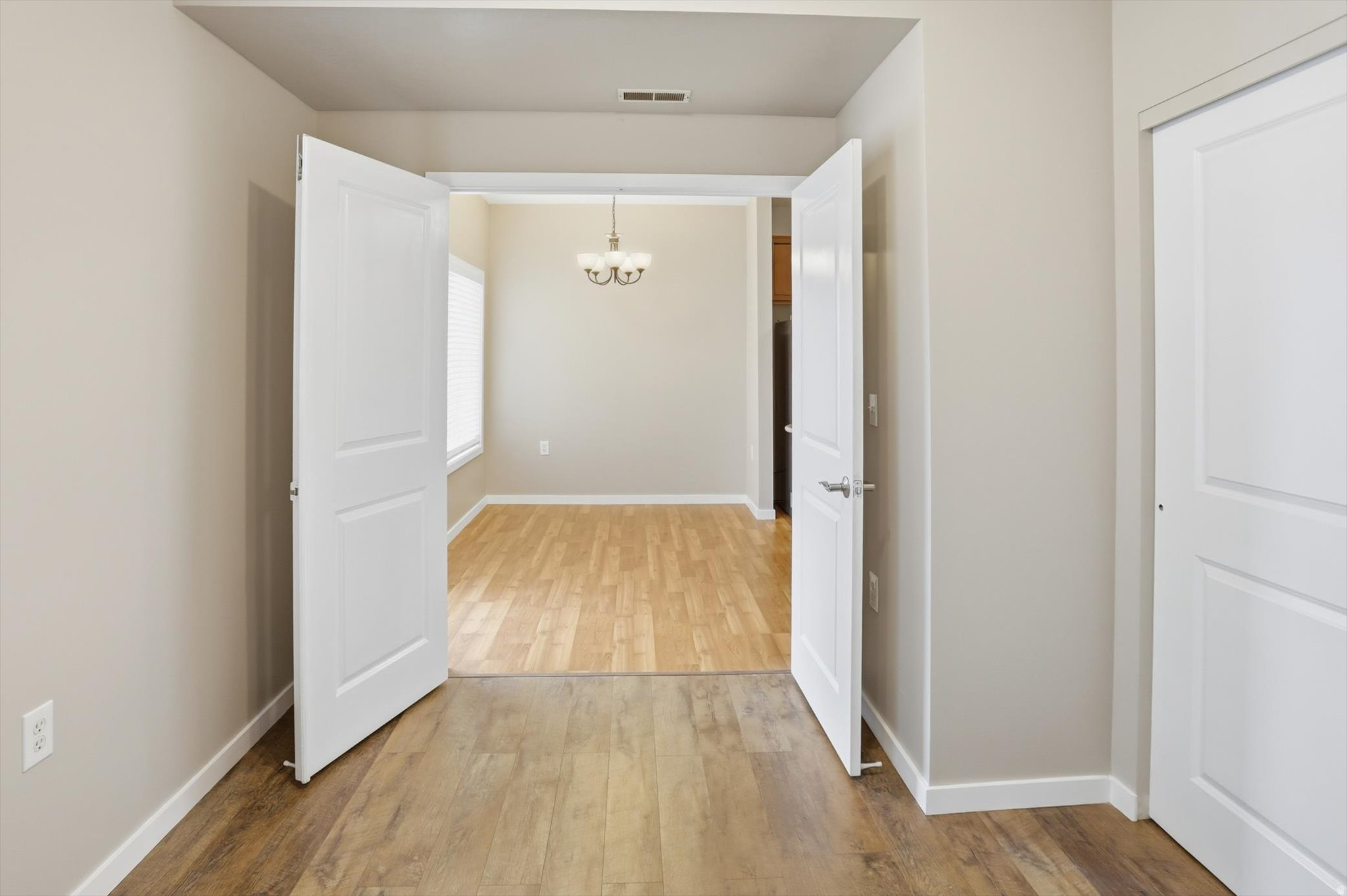 CENTRAL POINTE - Residential