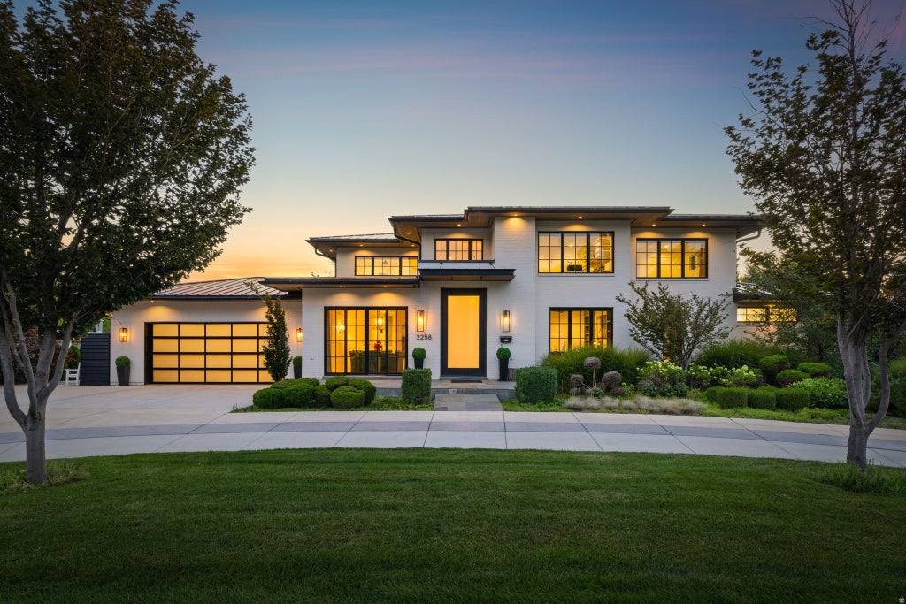 Photo of 2258 S 2200 E, Salt Lake City, UT 84109 (MLS # 2177327)
