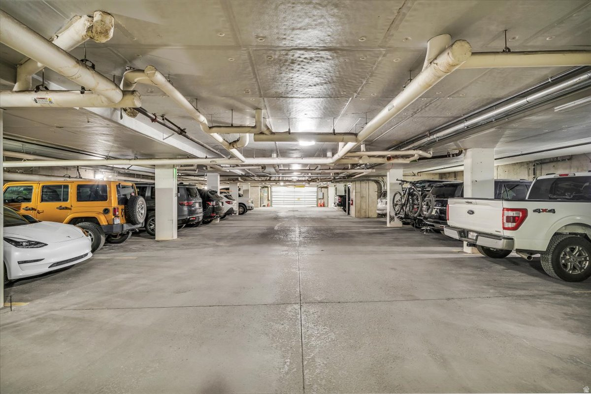 EAGLE SPRINGS WEST - Residential