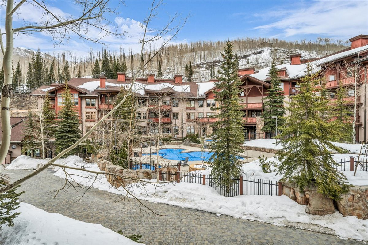 EAGLE SPRINGS WEST - Residential