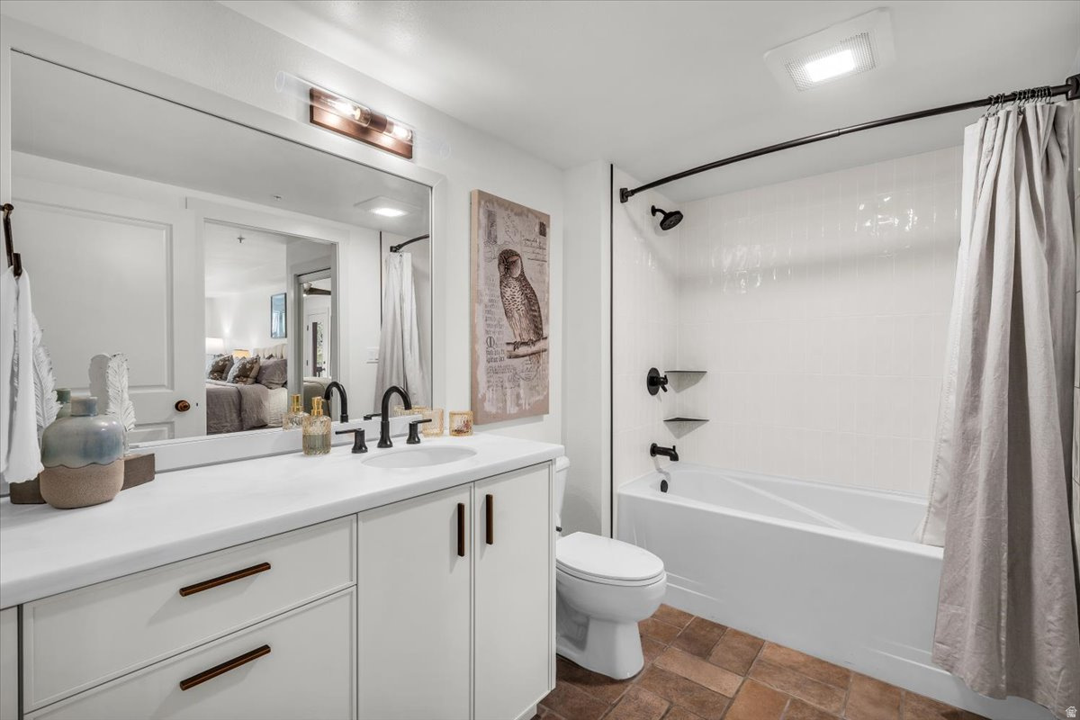 EAGLE SPRINGS WEST - Residential