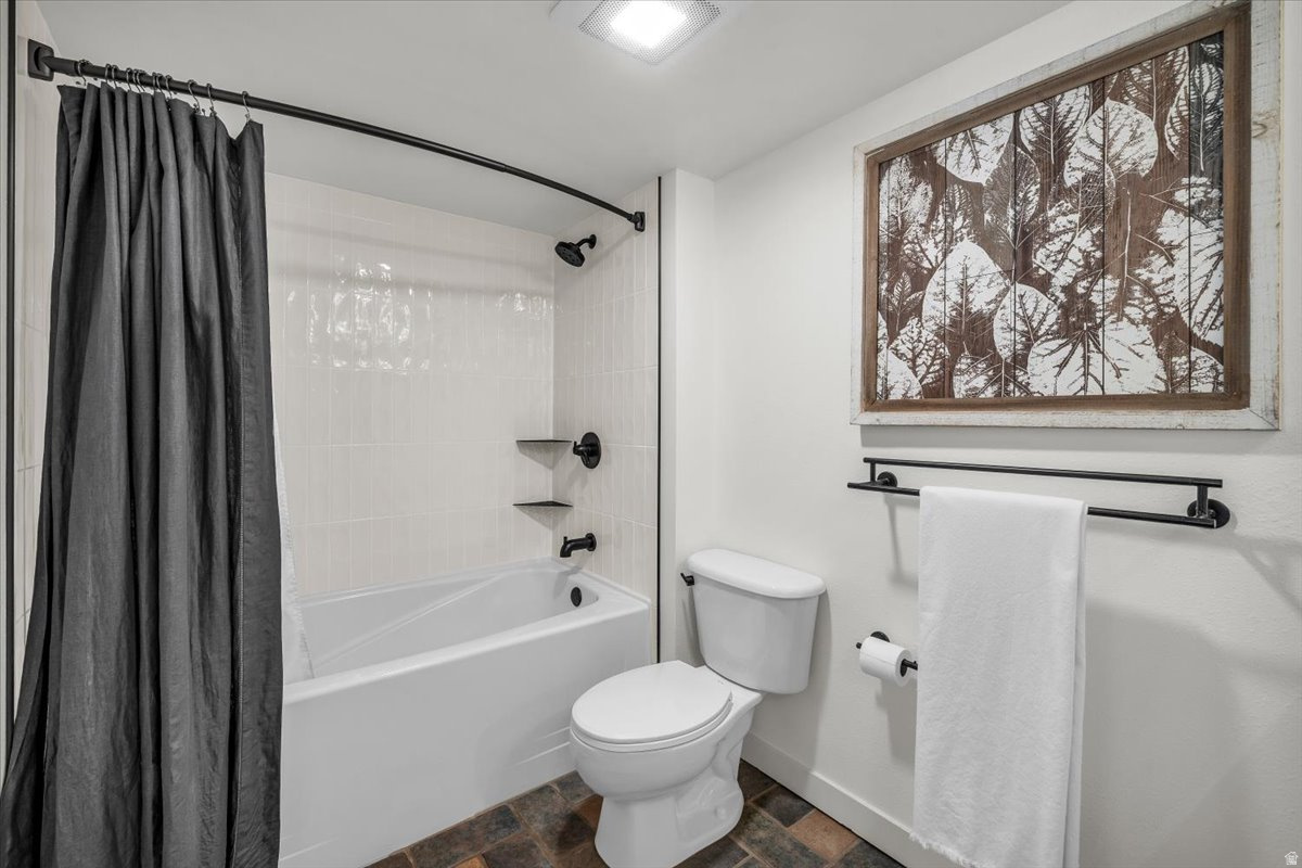 EAGLE SPRINGS WEST - Residential