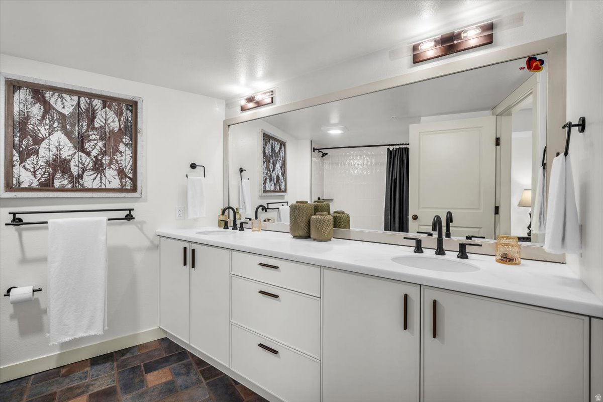 EAGLE SPRINGS WEST - Residential