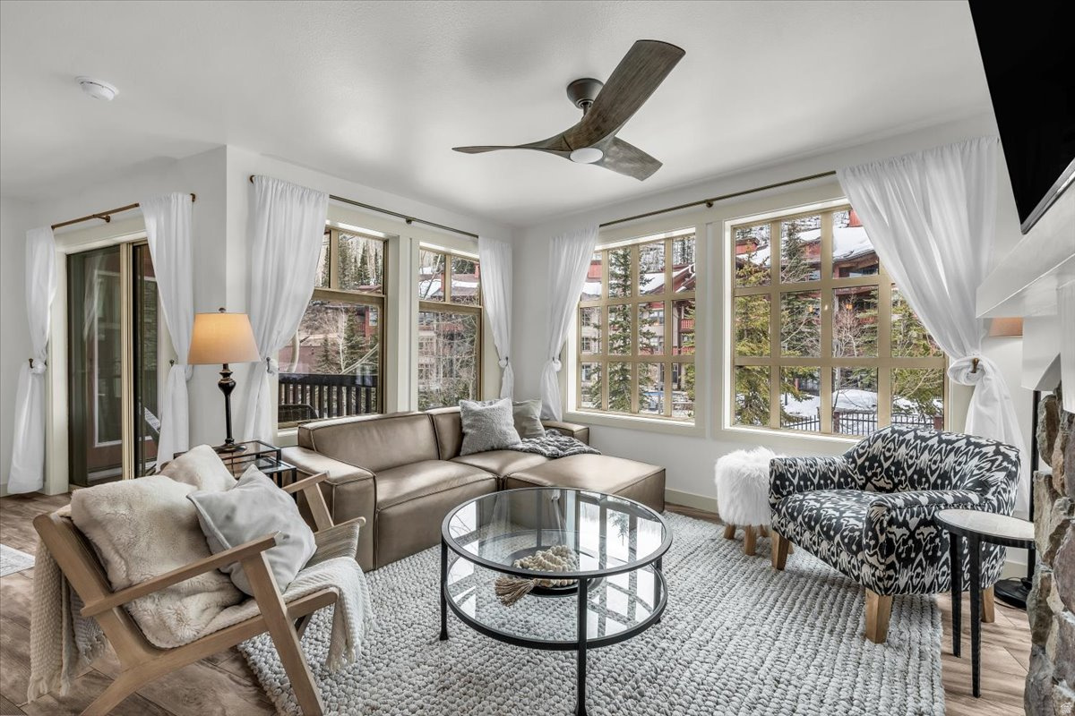 EAGLE SPRINGS WEST - Residential