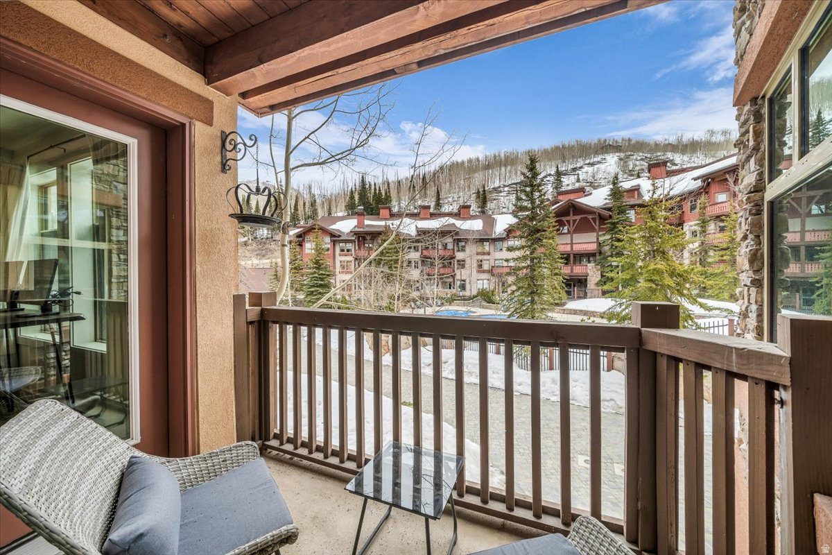 EAGLE SPRINGS WEST - Residential