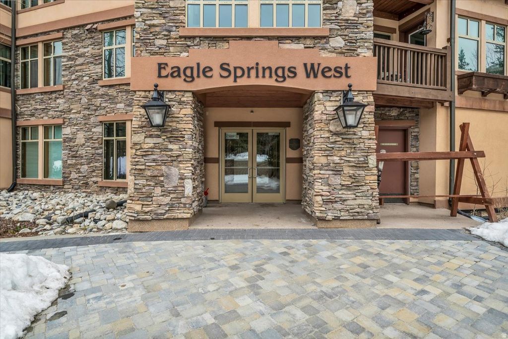 Photo of 12080 E BIG COTTONWOOD CANYON RD #208, Solitude, UT 84121 (MLS # 2144770)