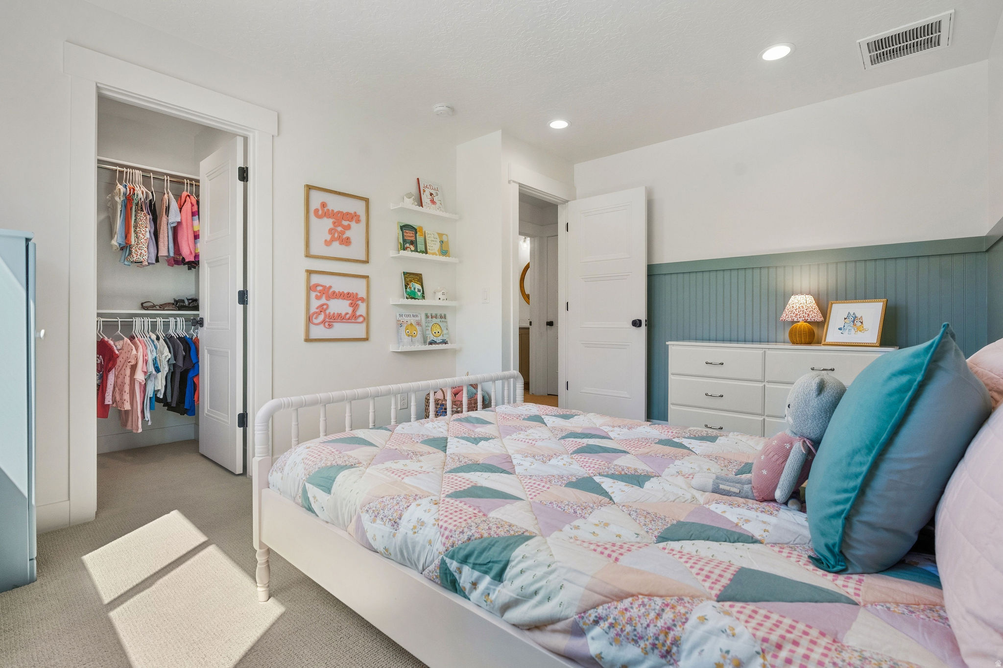 AMBLEVIEW ESTATES - Residential