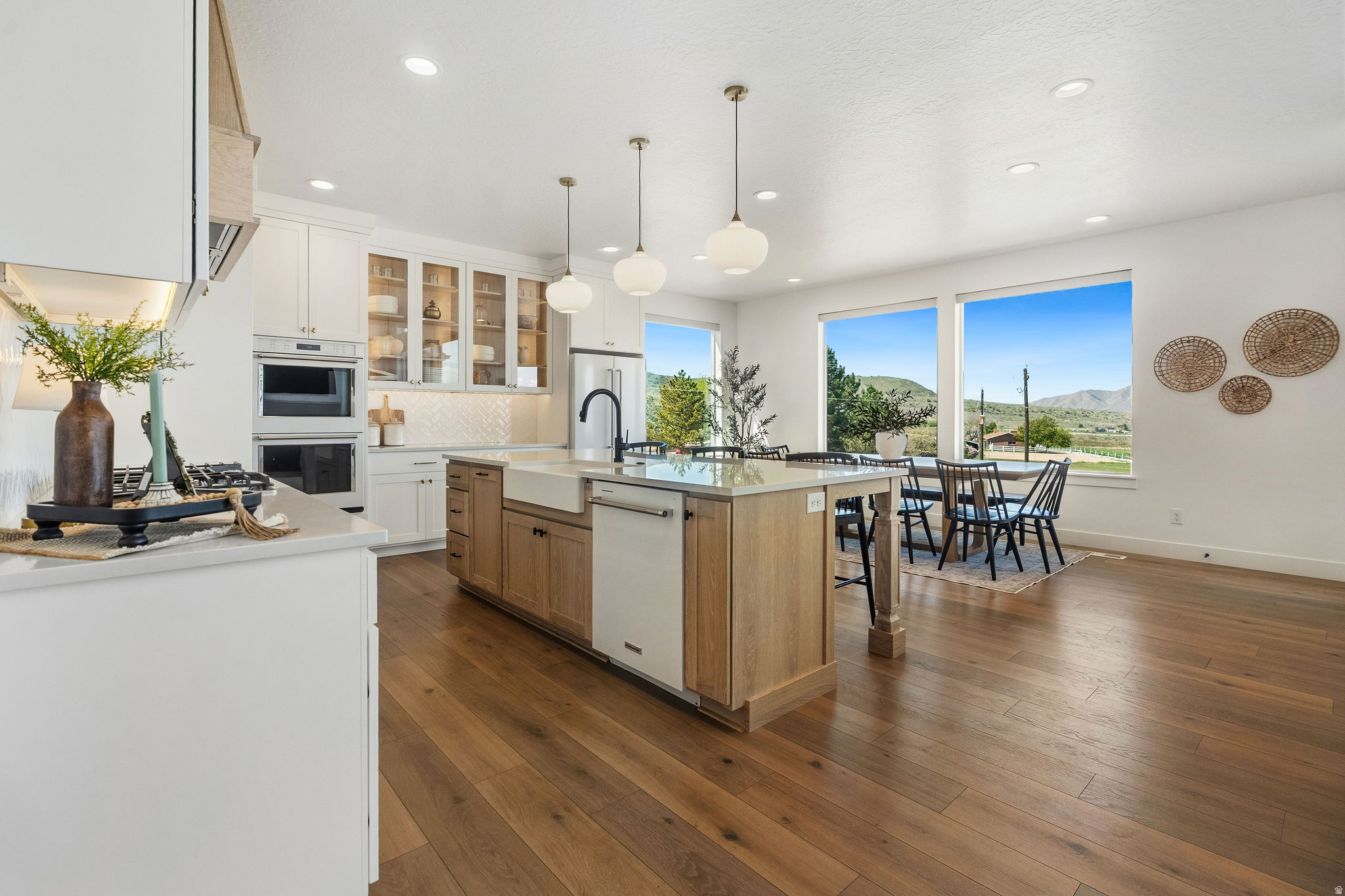 AMBLEVIEW ESTATES - Residential