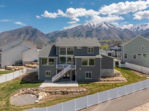 Tiny photo for 686 W EAGLECREST CIR, Elk Ridge, UT 84651 (MLS # 2150536)